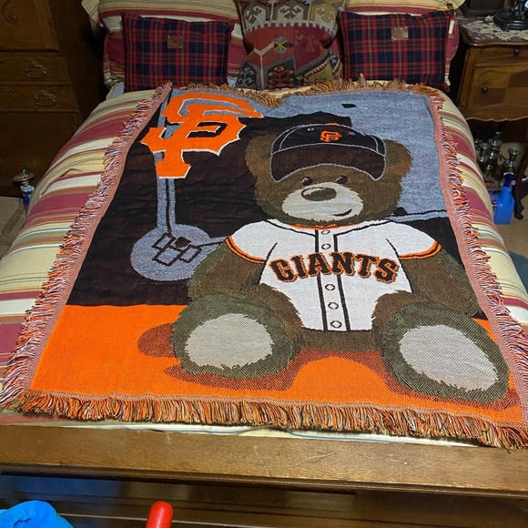 genuine merchandise, by the Northwest company Other - San Francisco Giants Bear Throw Blanket - Orange